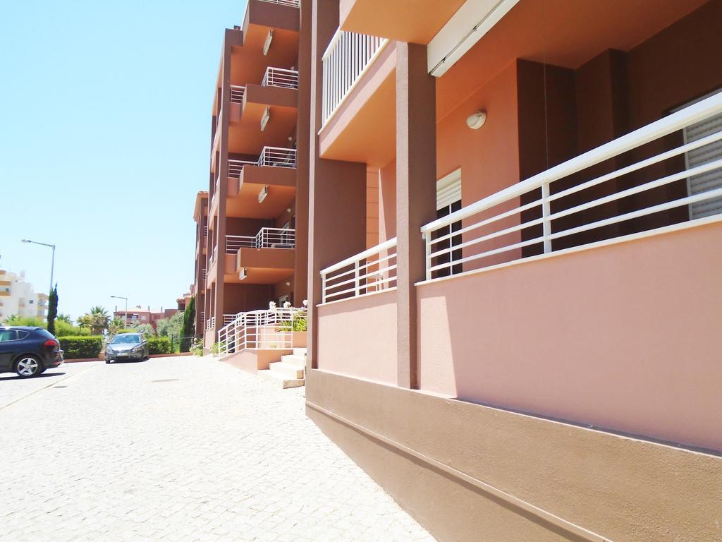 Algarve Sun Apartment Litoralmar Portimão Exteriör bild